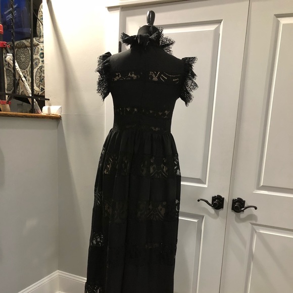 Dress - Picture 1 of 4